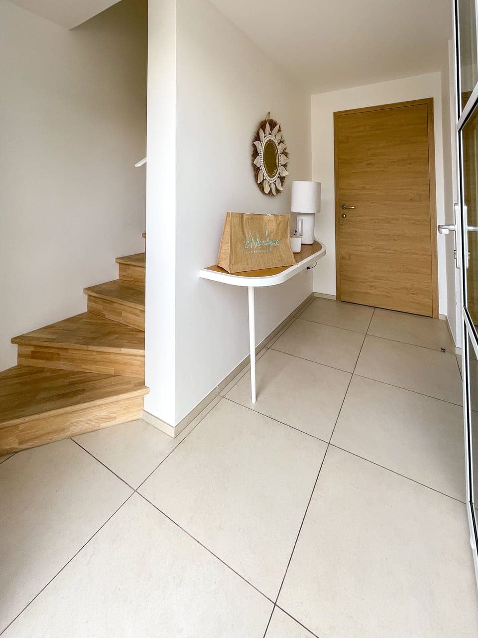 Junior Duplex | Minibar, in-room safe, individually decorated, individually furnished