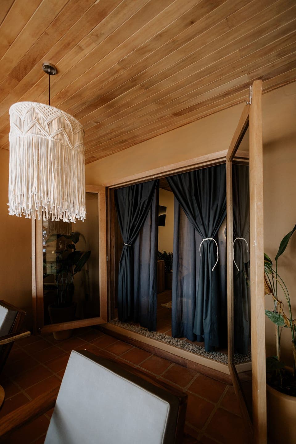 AREIA PARCIAL VIEW | Living area | 43-inch Smart TV with digital channels, TV