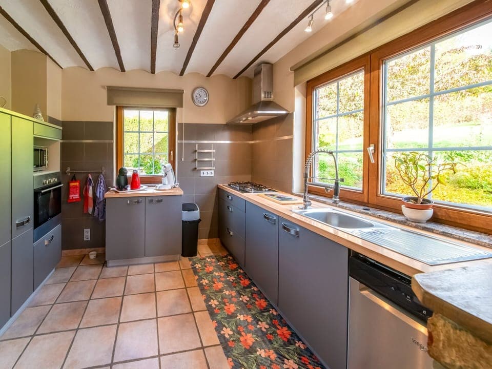 House | Private kitchen | Stovetop, highchair