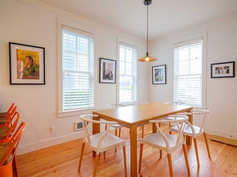 The Girls From Ipanema