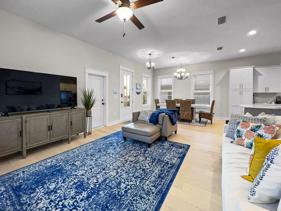 The Way of Water | Ground Floor Open Dining | Seating Up to 6 Guests