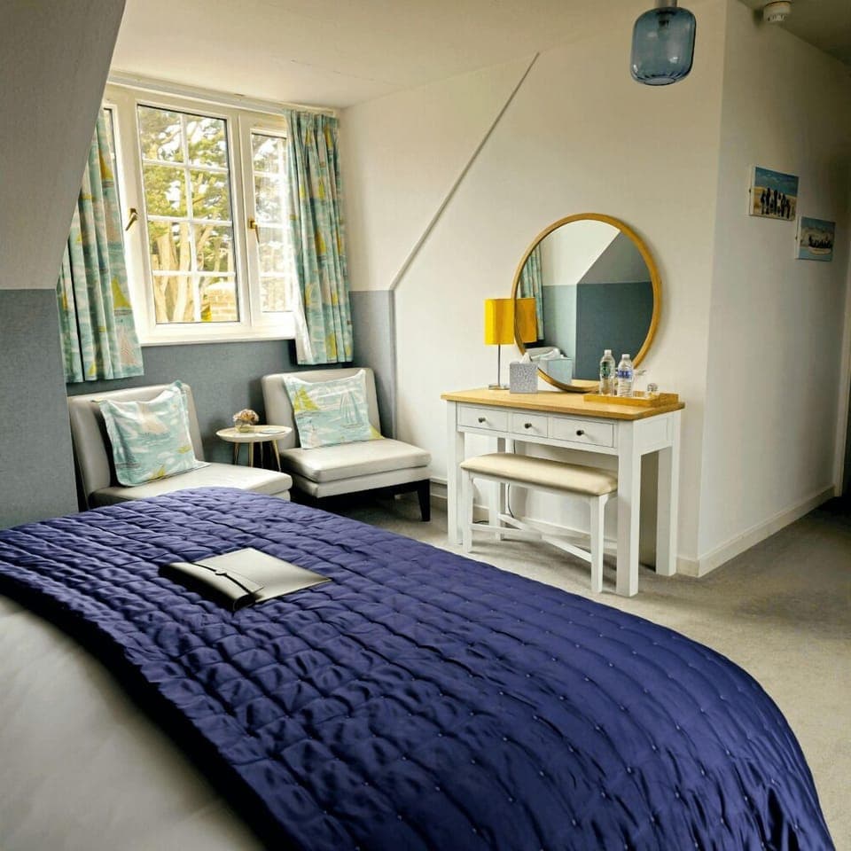 Superior Double Room, Ensuite, Sea View (The Palladium -6)