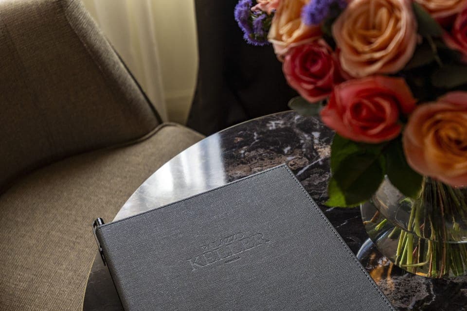 JUNIOR SUITE | Down comforters, minibar, in-room safe, desk