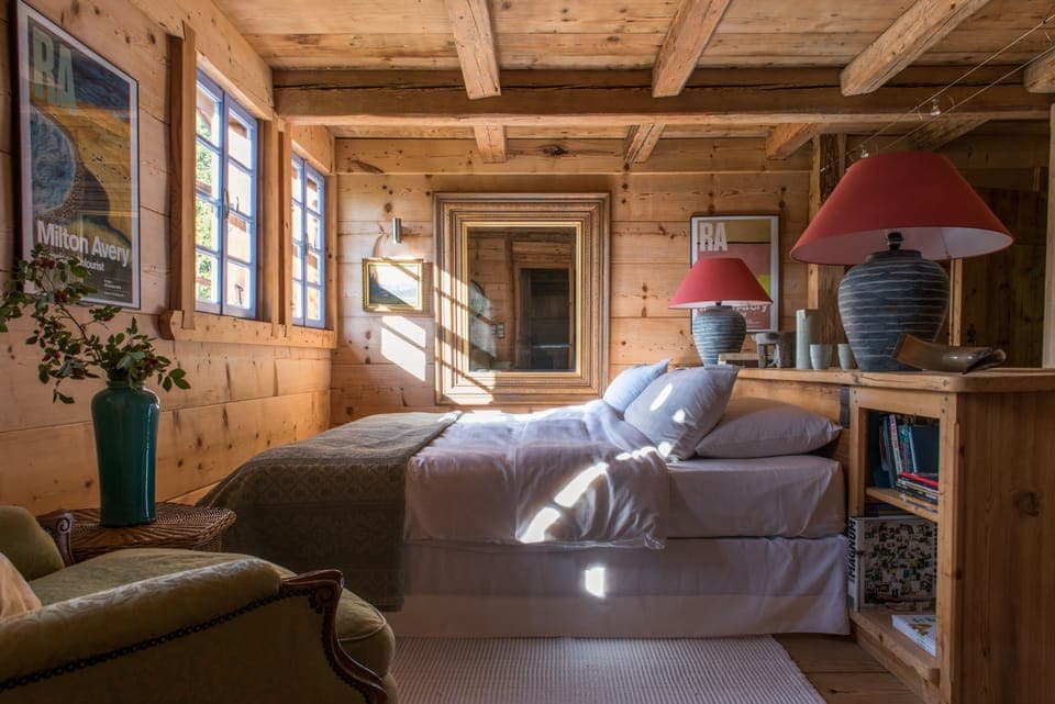 Deluxe Room | In-room safe, individually decorated, individually furnished