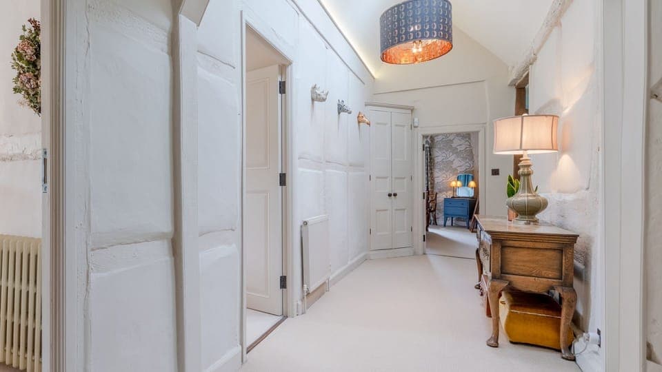 Landing, Kington Grange, Bolthole Retreats