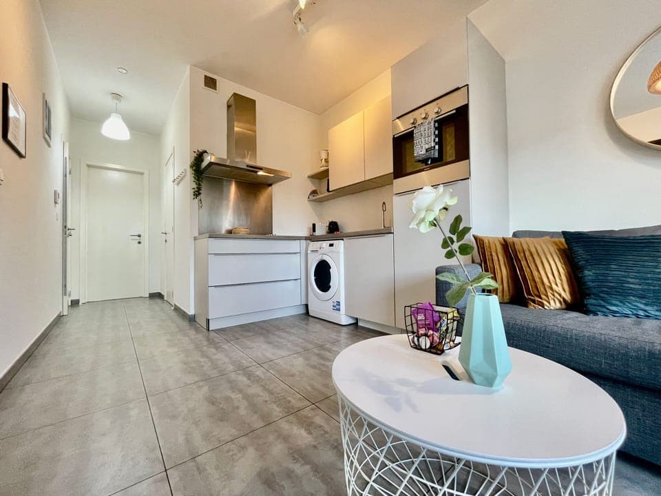 Apartment, 1 Bedroom | Private kitchen | Fridge, oven, stovetop, electric kettle