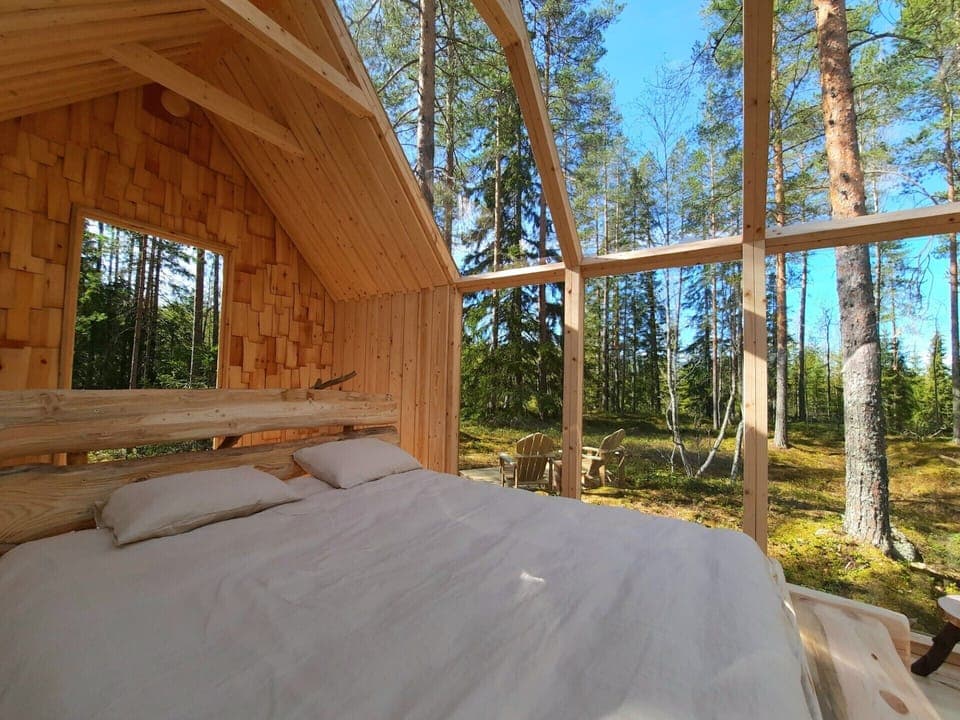 Panoramic Tree House | Frette Italian sheets, premium bedding, down comforters, pillowtop beds