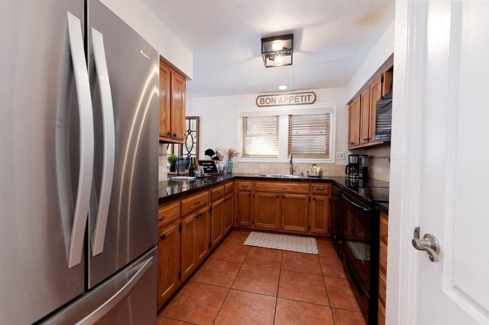 Fully Stocked Kitchen