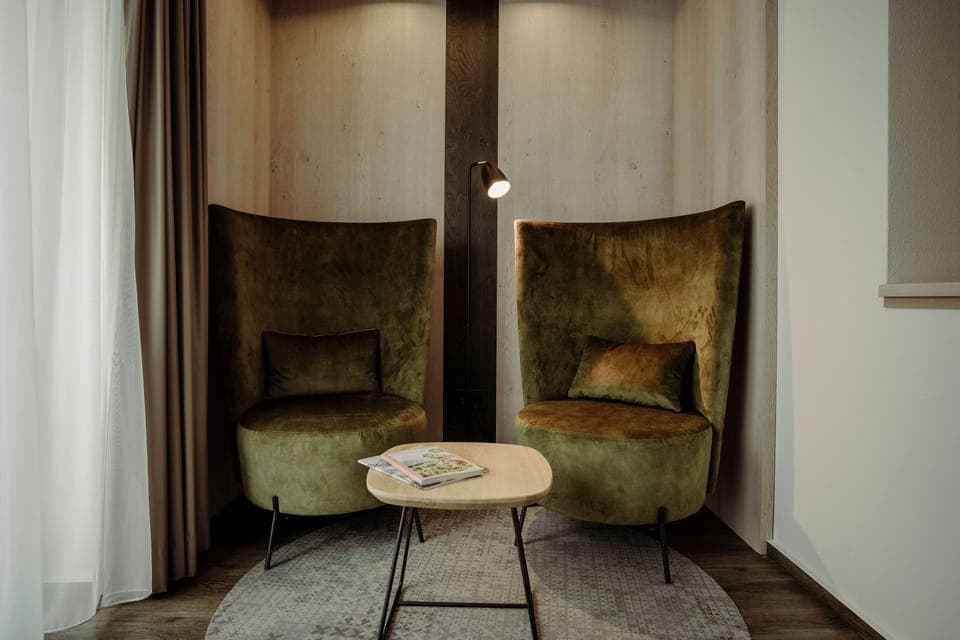 Elite Double Room | Individually decorated, individually furnished, desk, free WiFi