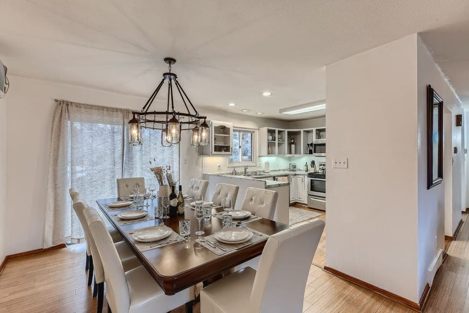 Dining room table