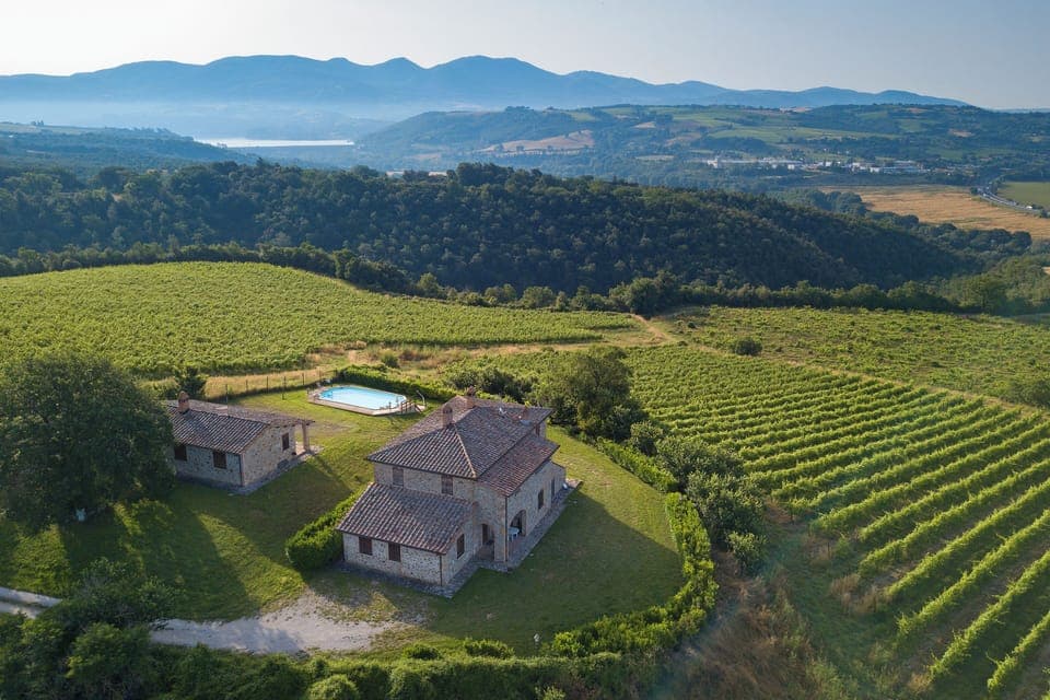 Panoramic Apartment, 3 Bedrooms, 2 Bathrooms, Hill View | Front of property