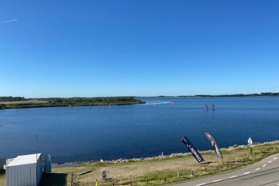 Region [summer] (>5 km)