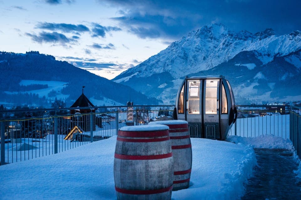 Sauna, steam room, sports massages, massages