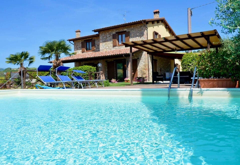 Villa Chiara, private villa with pool near Marsciano (1)
