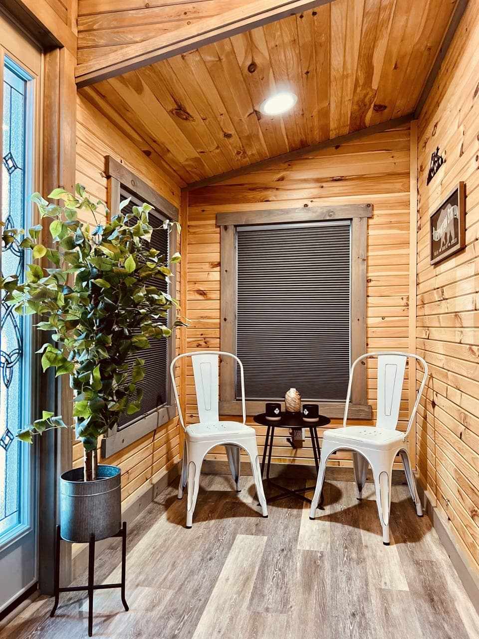 Breakfast/coffee nook off Master bedroom 
