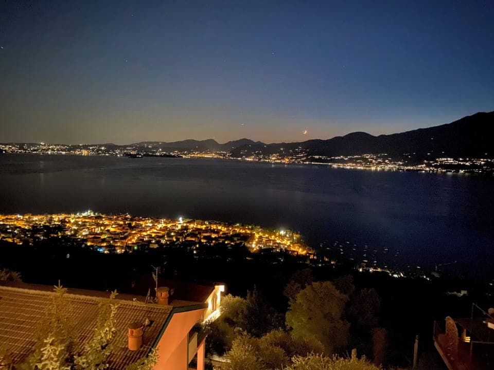 fb06d7aa-df37-4f22-b33a-625a80828bde