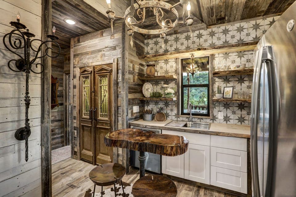 Fully stocked pantry. Coffee, spices, paper goods, toaster, blender, and micro.