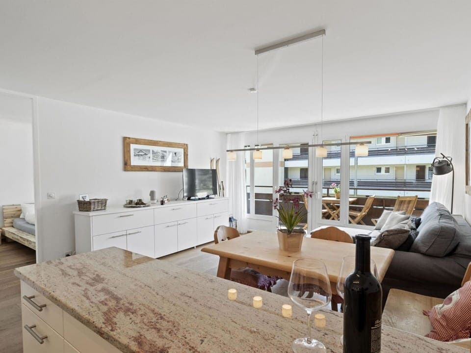 Property, Furniture, Cabinetry, Table, Countertop, Wood, Couch, Flooring, Interior Design, Floor