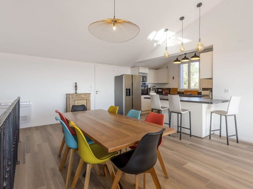 Water, Sky, Property, Tree, Building, Swimming Pool, Azure, Body Of Water, Leisure, Urban Design