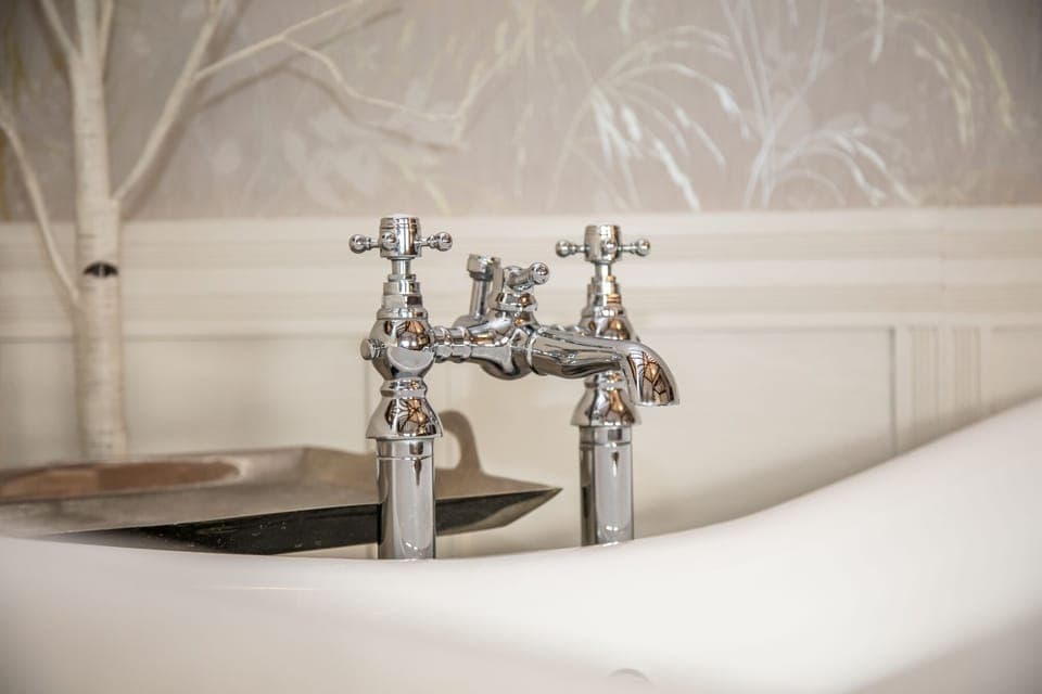 Superior Double Room | Bathroom | Free toiletries, hair dryer, towels, soap