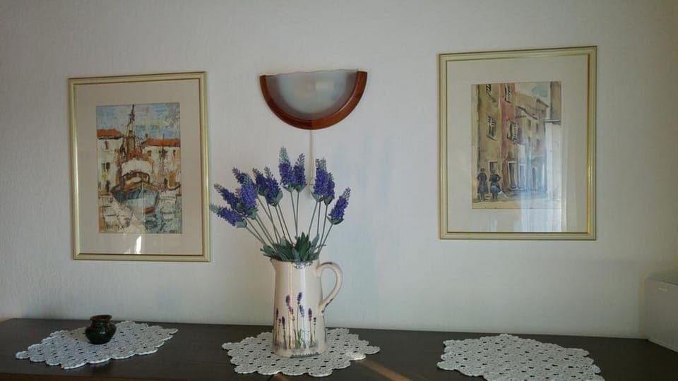 Living room detail