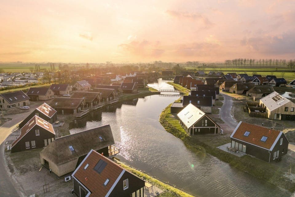 Immediate Surroundings [summer] (<1 km)