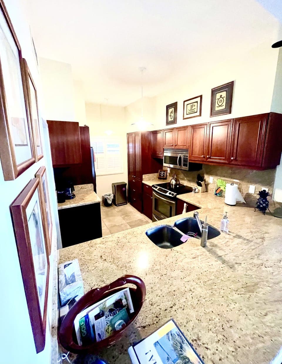 Beautiful woods and stainless steel appliances. The kitchen is stocked for you!