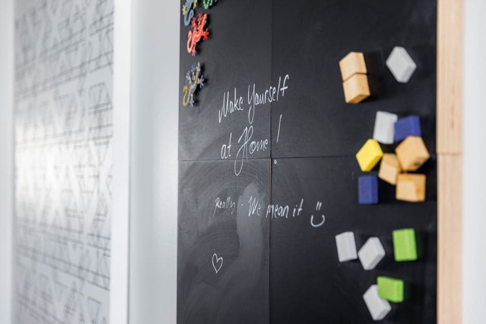 2 bedrooms, desk, iron/ironing board, travel crib