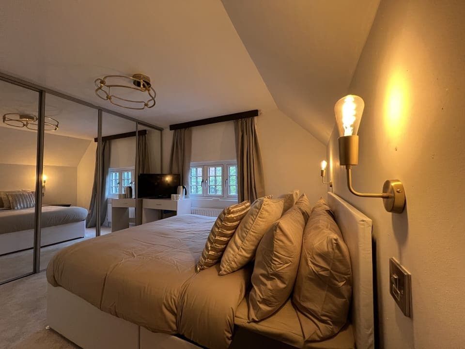 Premier Room, 1 Bedroom, Garden View | Egyptian cotton sheets, premium bedding, down comforters, free minibar