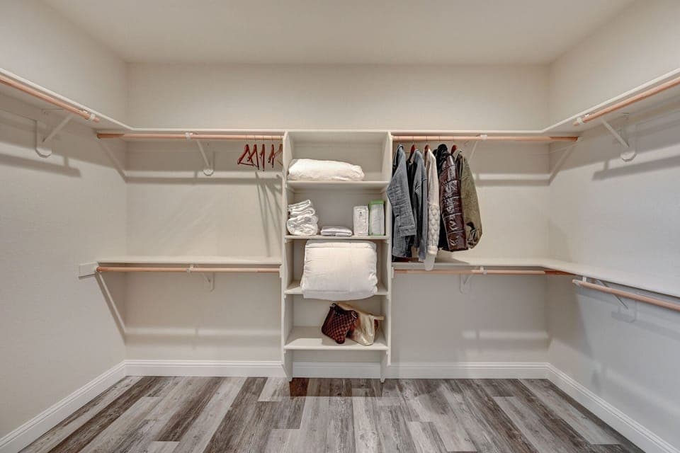 Large master walk-in closet