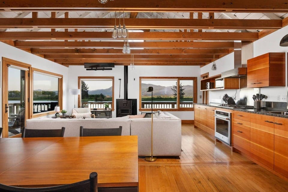 Welcome to Wild Run River House! Please enjoy this one of a kind rental on the banks of the Nehalem River.