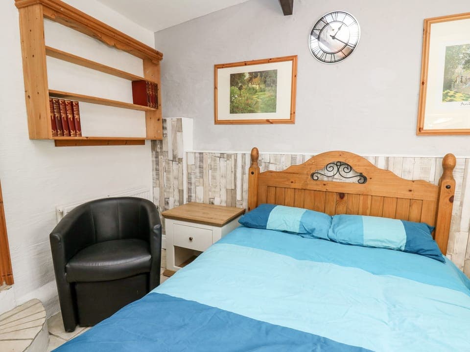 1 bedroom, individually decorated, individually furnished, free WiFi