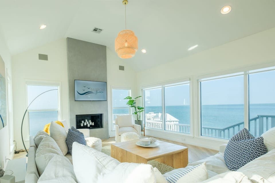 Views to the upper deck