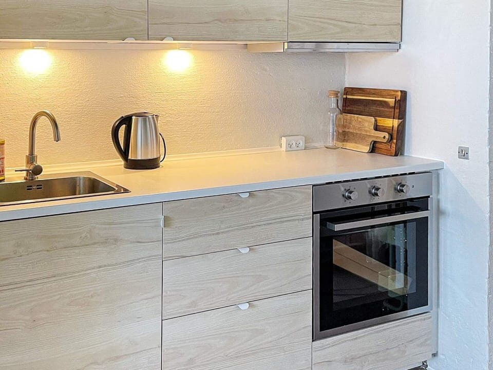 Apartment | Private kitchen | Fridge, oven