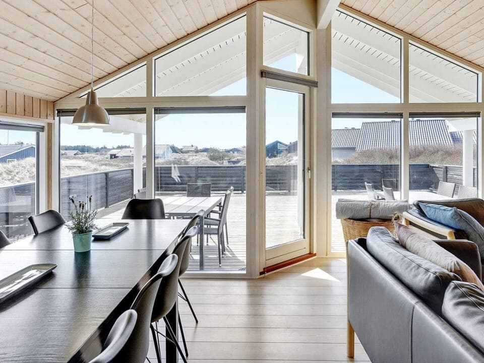 House | Living area | DVD player