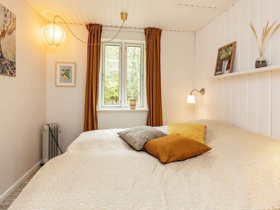 House | 3 bedrooms, individually furnished