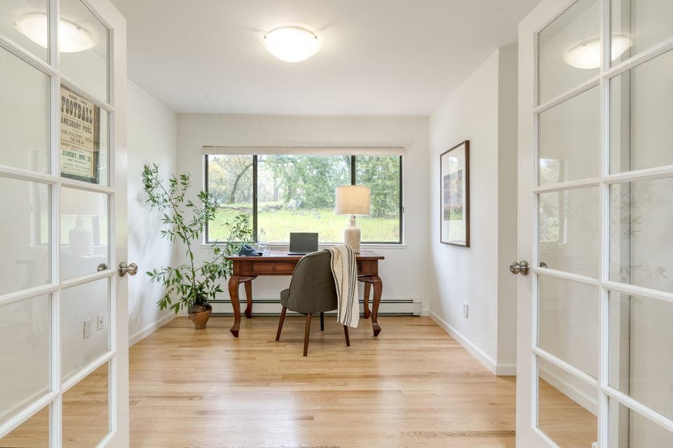 Dedicated office space for those looking to stay productive.