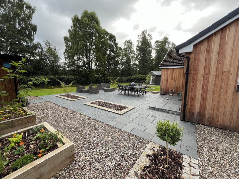 Cottage | Outdoor dining