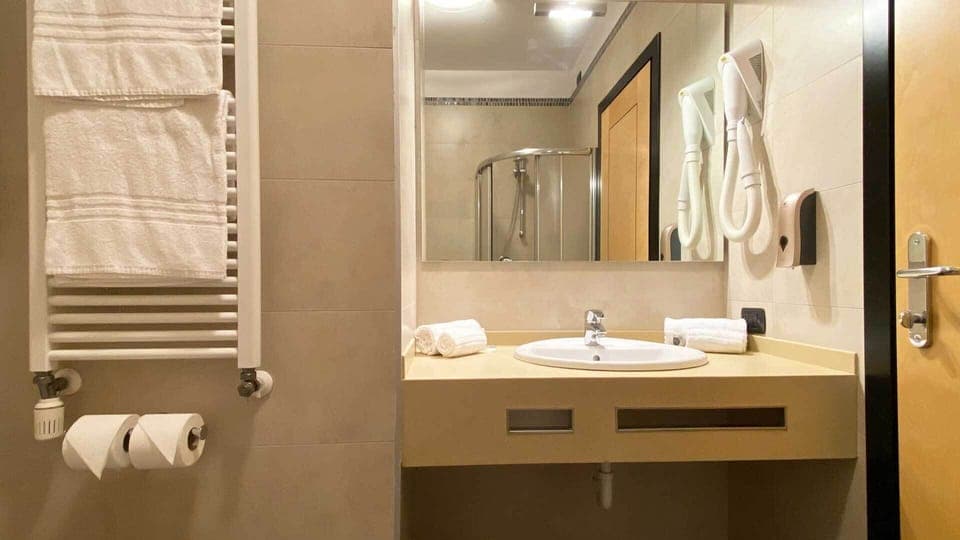 Standard Double Room, 1 Double Bed | Down comforters, desk, soundproofing, free WiFi