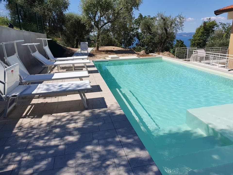 aeda6386-de76-425d-b959-96b7706db2dc