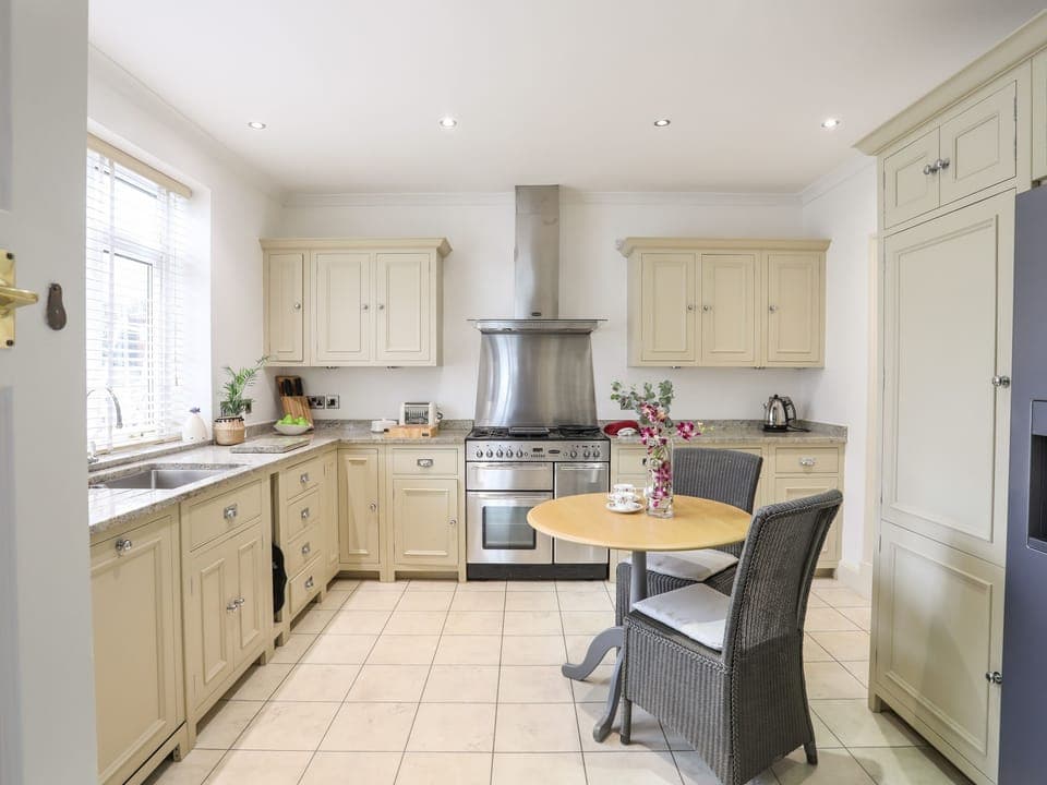 Fridge, dishwasher, electric kettle, toaster