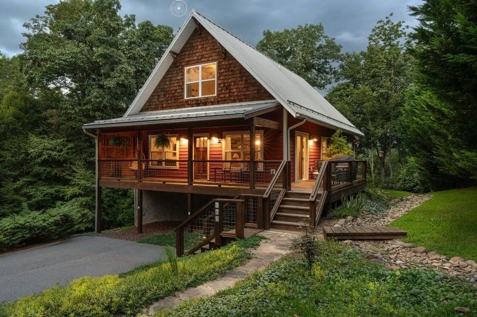 Welcome to River Rock Cabin!