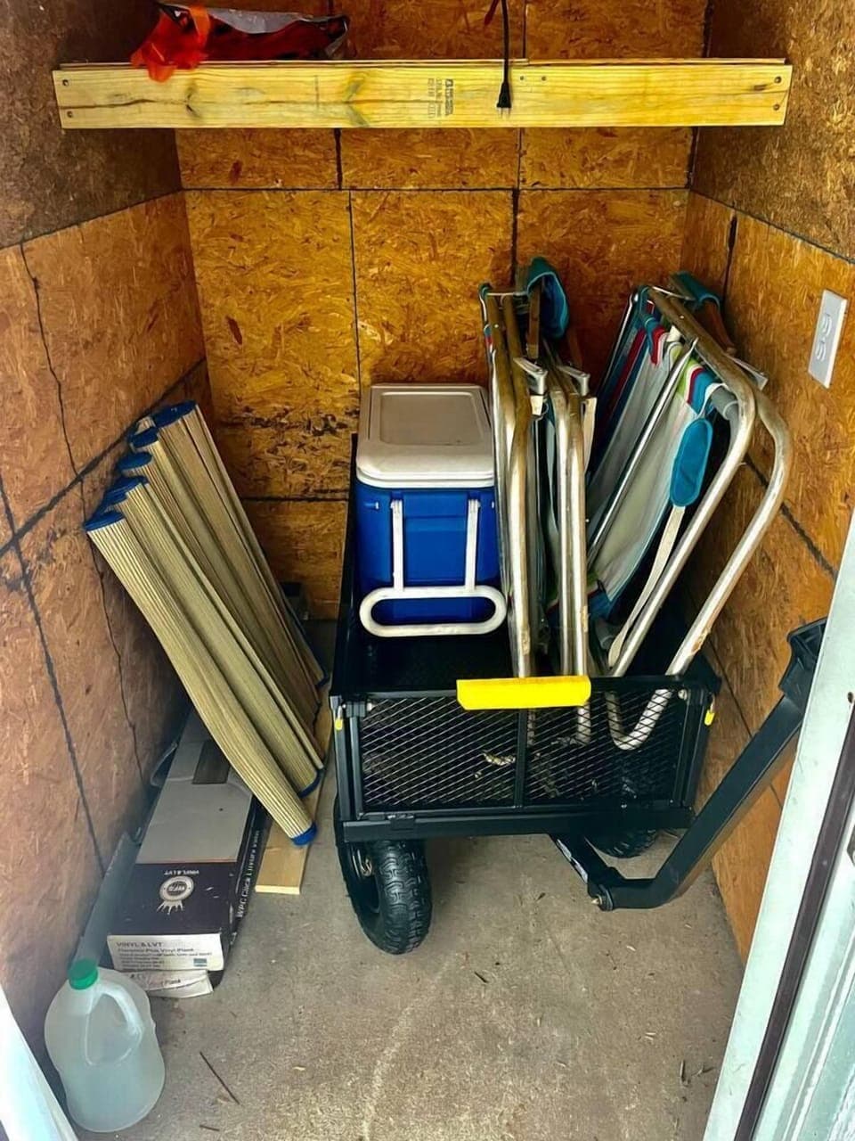 Beach Chairs/ Cooler/ Beach wagon available for use. To save room in car for the trip down!