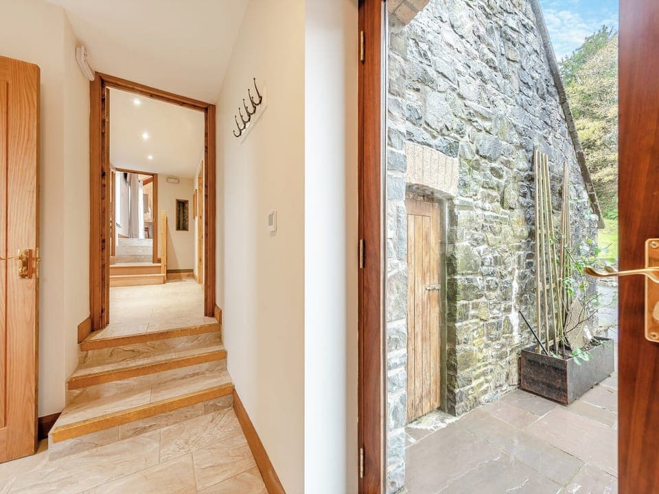 Interior | Bwlchygwynt, Llanwrda