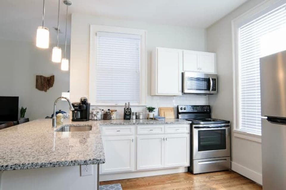 Unit #5 kitchen