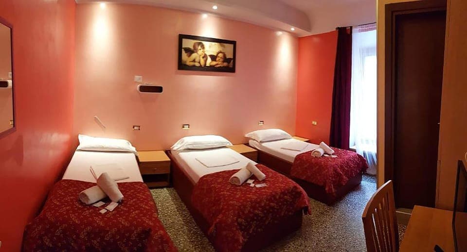 Premium bedding, in-room safe, individually furnished, desk