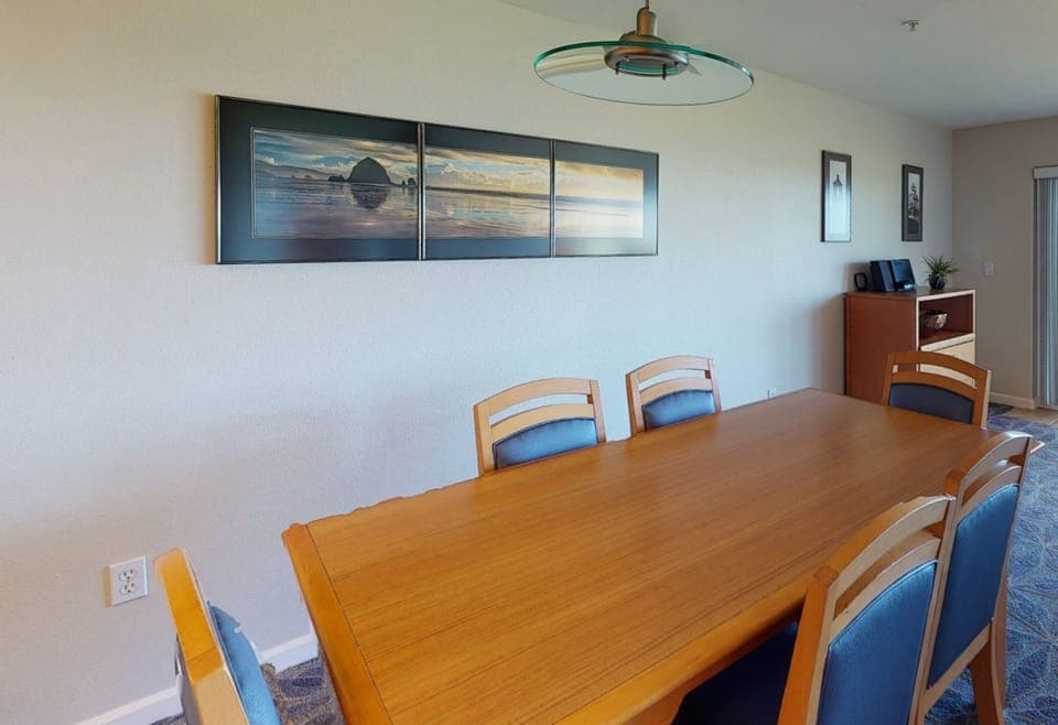 WhalePointe2BR-0804-018