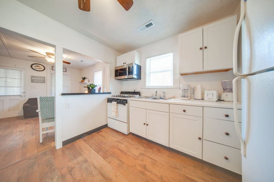 Geneva Vacation Rental | 3BR | 1BA | 900 Sq Ft | 3 Steps to Enter