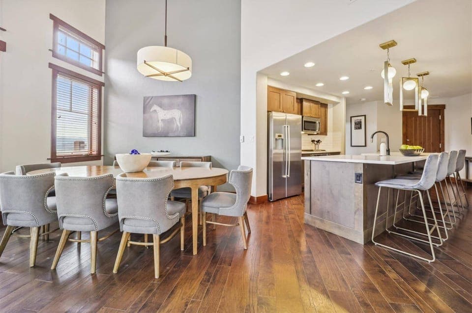 Condo (Breck_One_Ski_Hill_3_Penthouse_8424) | Interior detail