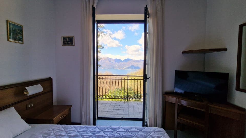 Panoramic Double Room, Balcony, Lake View | Premium bedding, down comforters, desk, iron/ironing board